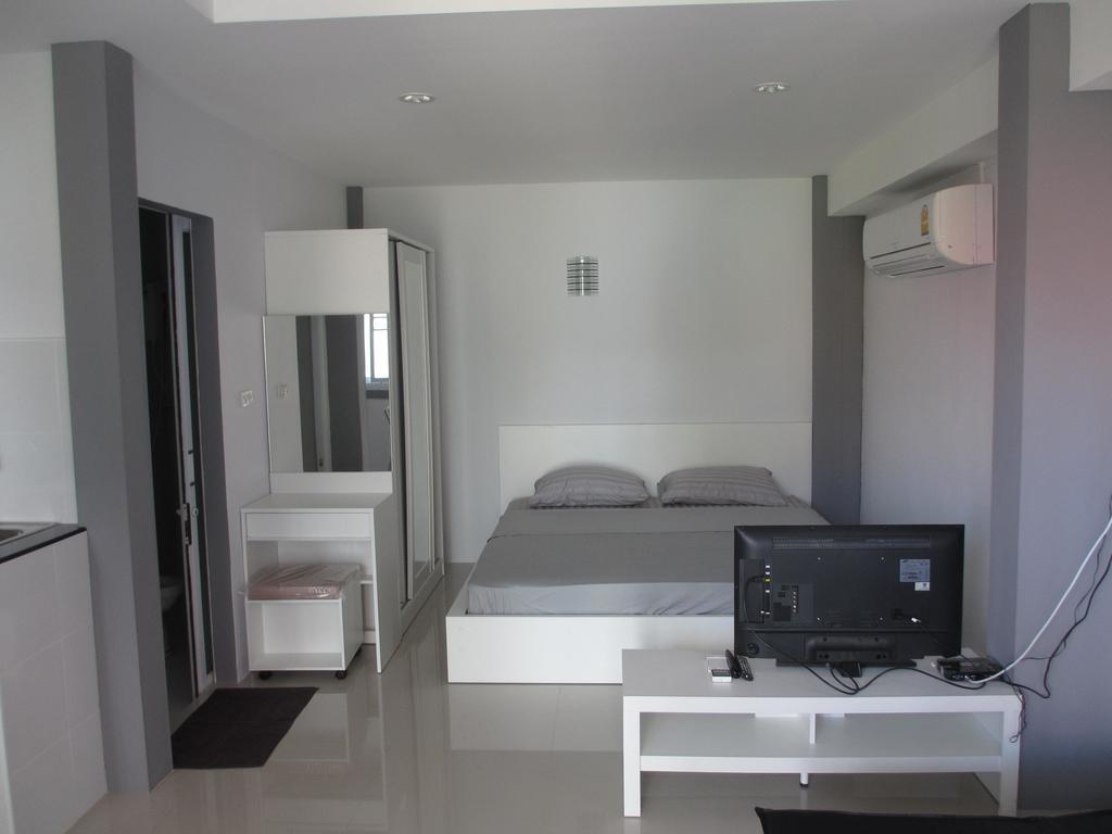 Bann Kanchana Bang Rak Beach  Room photo